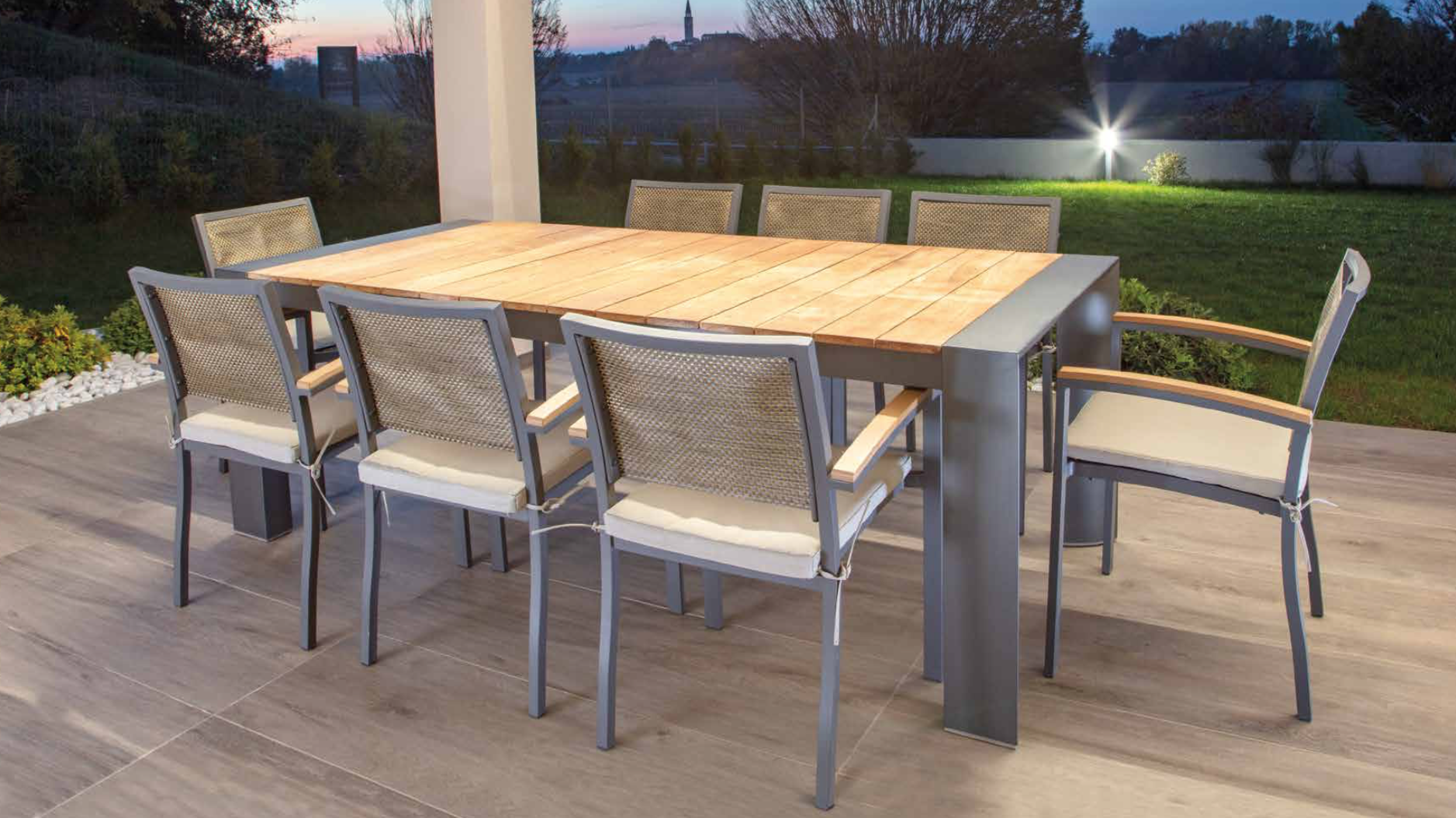 Tavolo Top Table Allungabile - Struttura in Alluminio e Piano in Teak Grezzo 27 - immagine 2