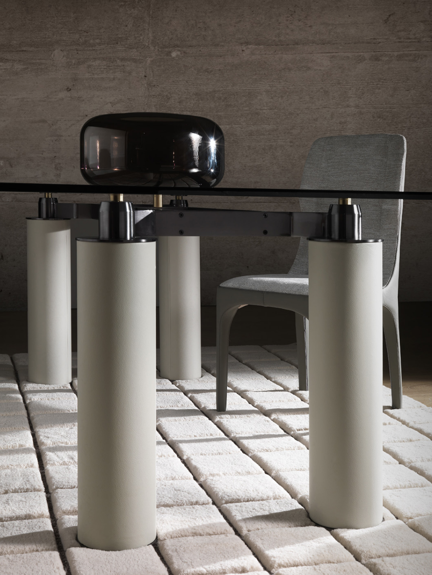 Tavolo Soul 66 – Tavolo in vetro con base in ferro e dettagli in ottone - immagine 2