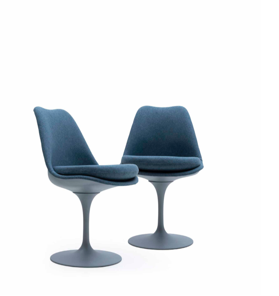 Sedia Eero Saarinen Design – Seduta girevole scultorea in vetroresina o nylon 65