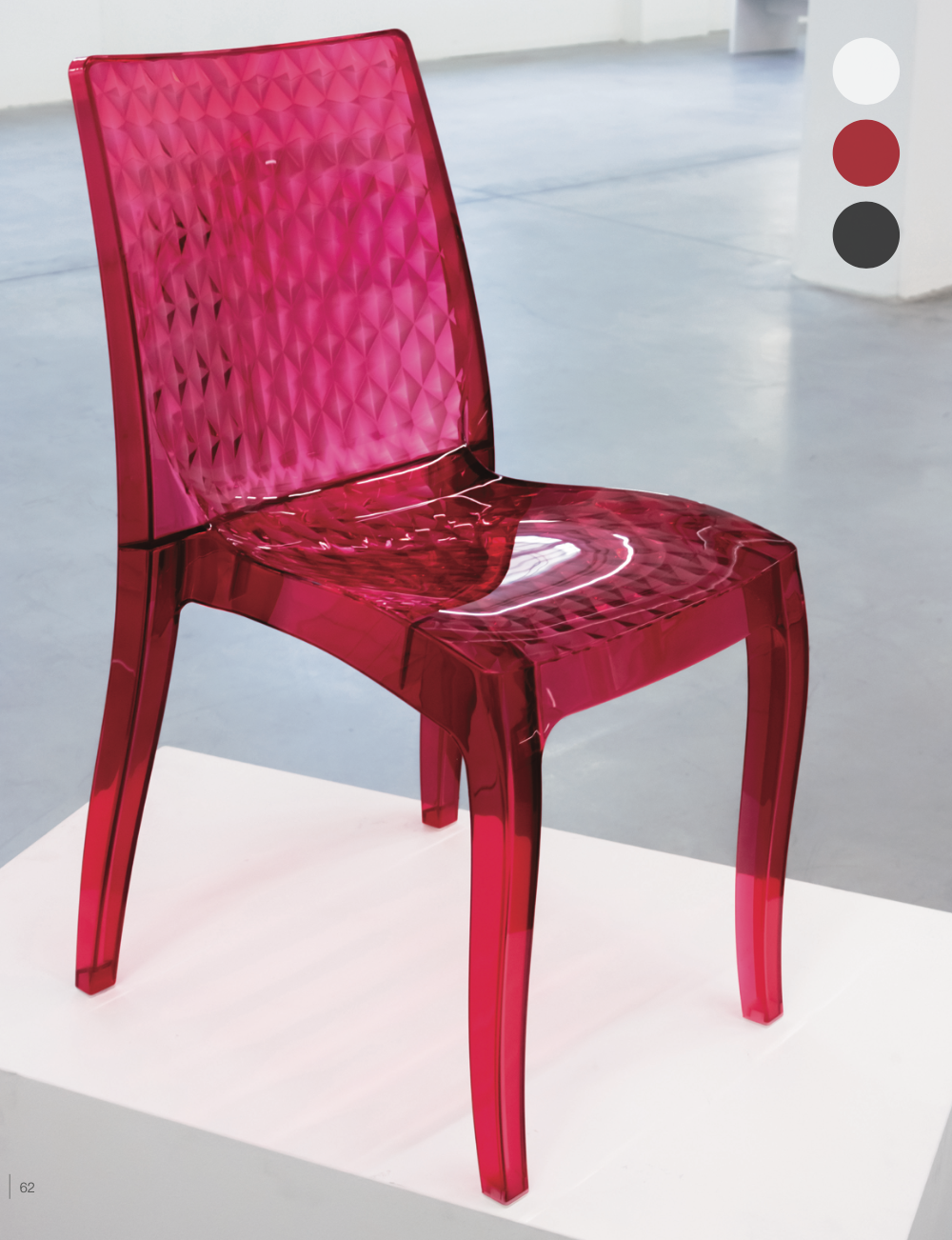 SEDIA TRASPARENTE THE HYPNOTIC 63