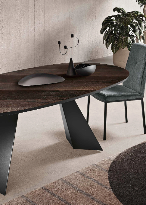 Tavolo TAN 11 Ovale – Design Essenziale in Rovere Impiallacciato (210×109 H75) - immagine 8