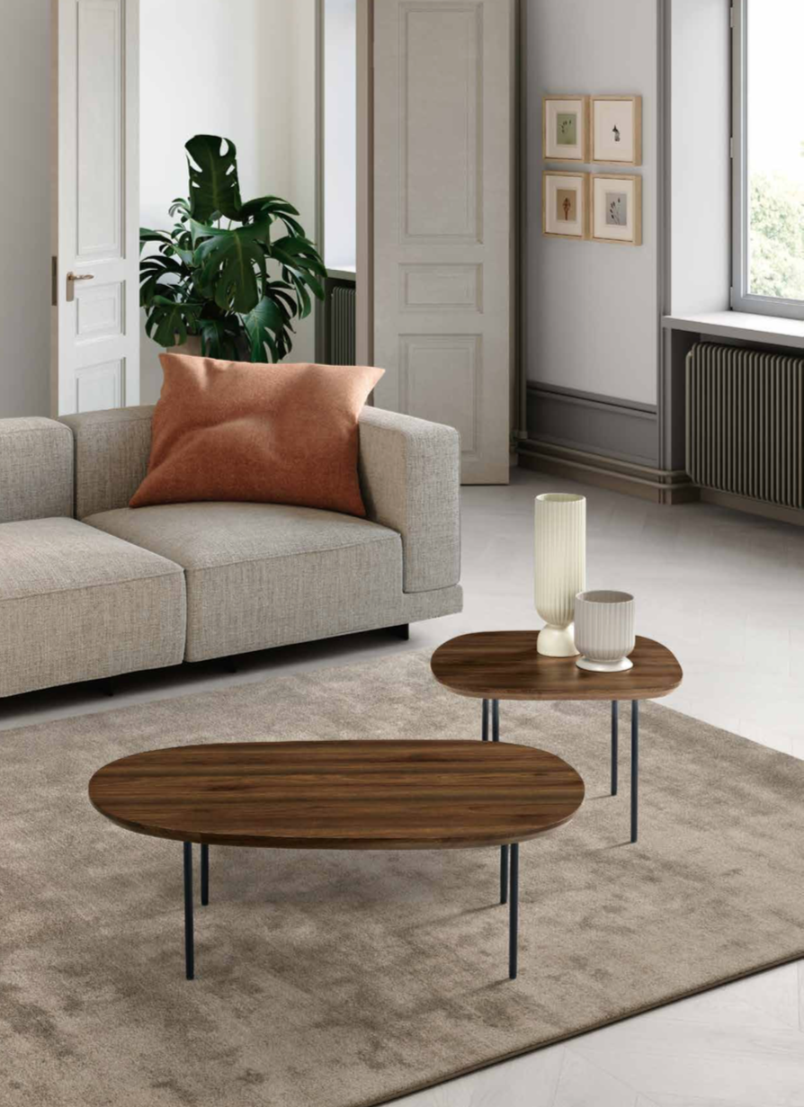 Tavolino Fumo 56 – Tavolino Design con Piano Sagomato e Gambe in Metallo