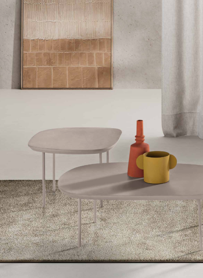 Tavolino Fumo 56 – Tavolino Design con Piano Sagomato e Gambe in Metallo - immagine 3